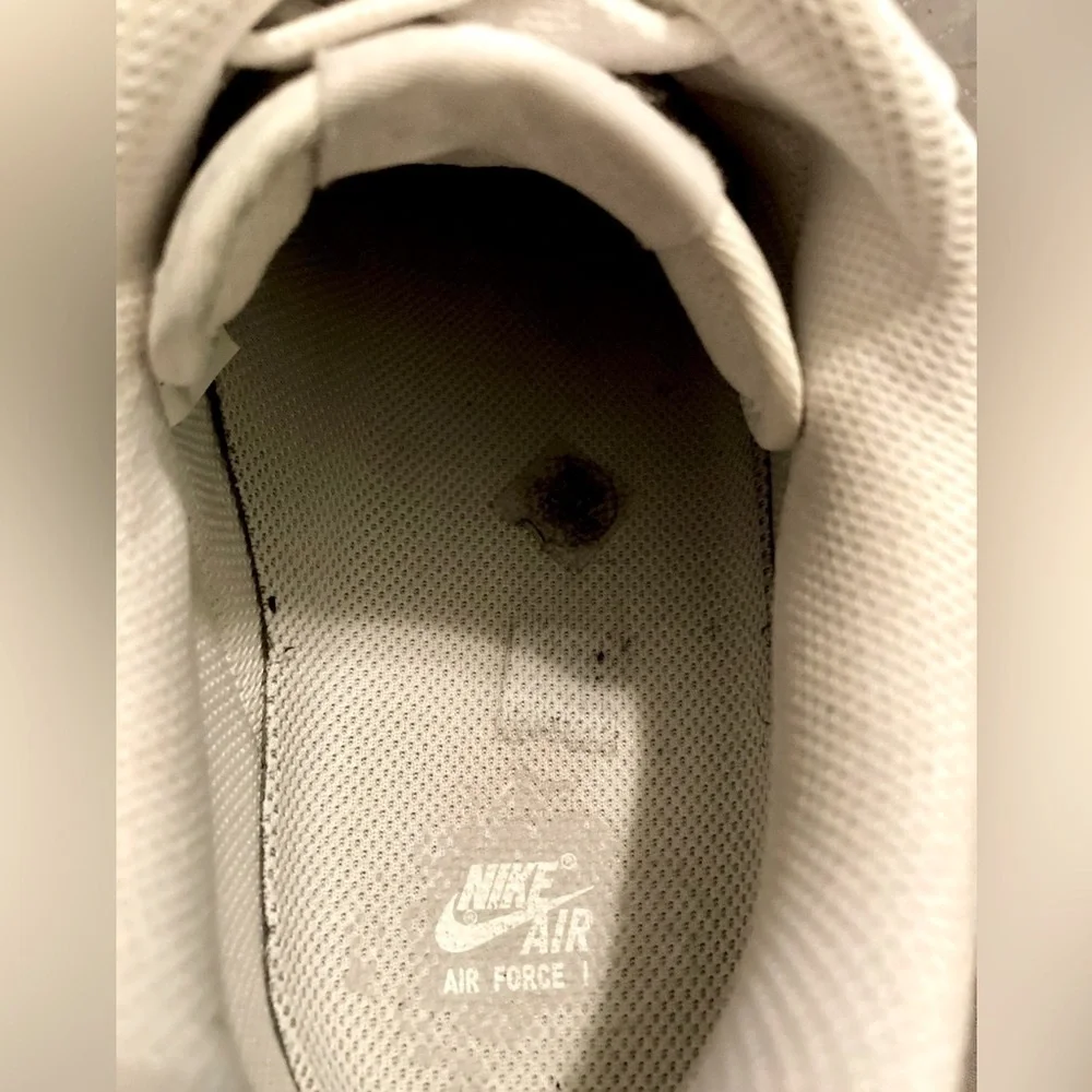 Nike Air‎ Force 1 LE GS Low Triple White CW2288-111 Shoes Men Size 10.5